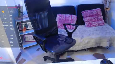 Ian  online show from May 2026 12:46:02 PM
