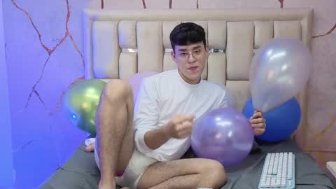 Ian  online show from March 2026 09:14:02 PM