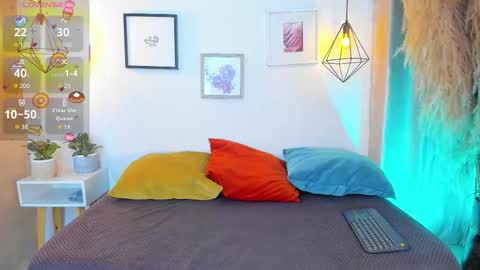 ian  online show from September 2025 03:01:01 AM