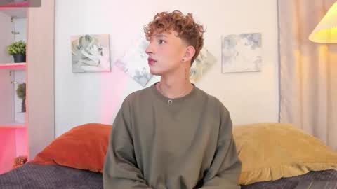 ian  online show from November 2025 03:16:02 AM