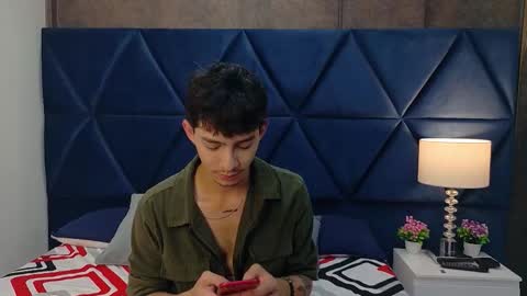 Snapshot of ianlark chatting on February 2026 08:27:01 PM Ian Lark online show from February 2026 08:27:01 PM