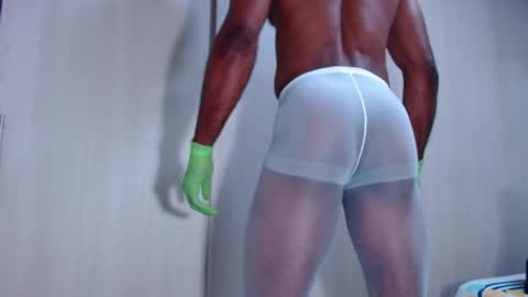 Ian Rashad online show from May 2026 11:03:02 PM