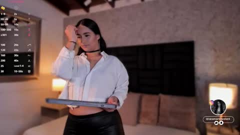 Snapshot of iara_martinez chatting on October 2025 01:03:02 PM I A R A online show from October 2025 01:03:02 PM