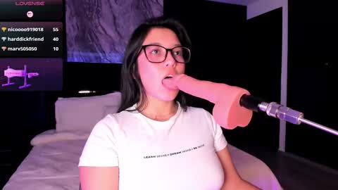 Ibbie Bennett online show from February 2025 10:53:01 PM