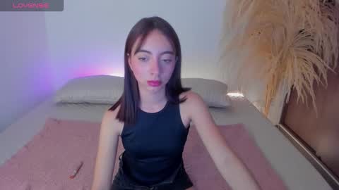 Ibiza online show from October 2025 02:06:02 AM