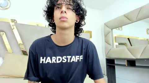 ibratxandy online show from November 2025 07:21:01 PM