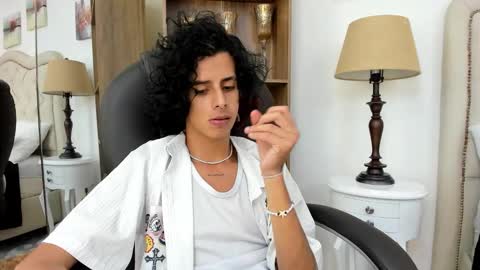 ibratxandy online show from February 2026 06:59:02 PM