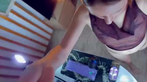 Nana online show from February 2026 05:24:01 PM