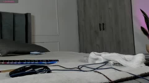 Crystall online show from October 2025 05:16:02 AM