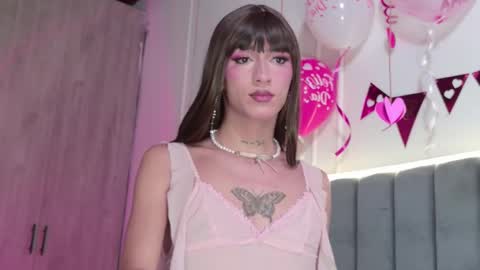 Crystall online show from February 2026 05:21:01 PM