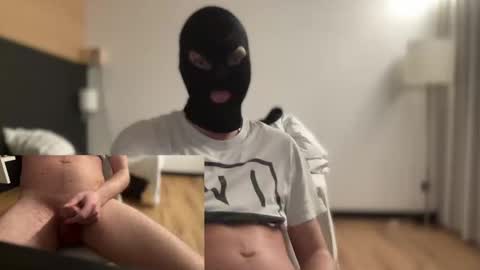 Snapshot of ich7722 chatting on February 2025 11:37:02 PM ich7722 online show from February 2025 11:37:02 PM