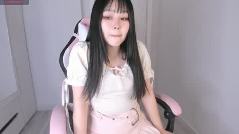Hitomi   online show from February 2025 12:47:02 PM
