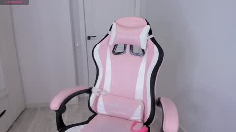 Hitomi   online show from February 2025 04:41:02 PM