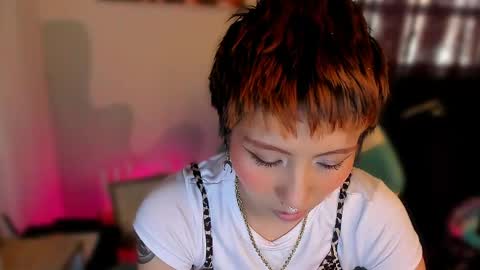 Natalia online show from May 2026 09:10:02 PM