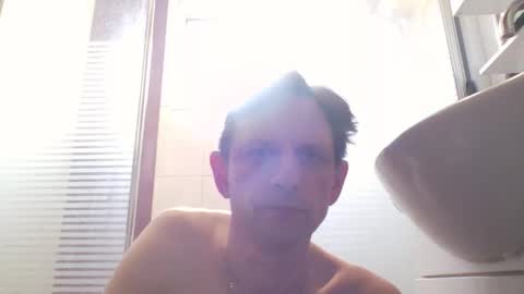 Snapshot of icorsc chatting on April 2026 10:54:01 AM icorsc online show from April 2026 10:54:01 AM