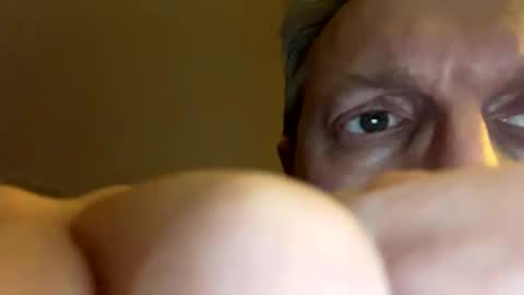 Snapshot of icums4u chatting on December 2024 04:39:02 PM icums4u online show from December 2024 04:39:02 PM