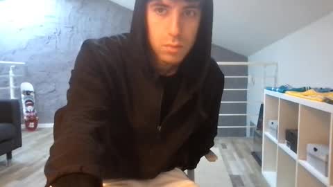 icyninesix online show from December 2024 09:45:01 AM