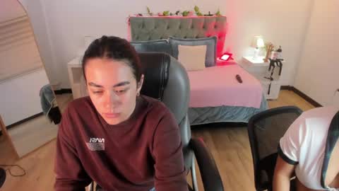 Icy online show from June 2026 12:07:01 PM