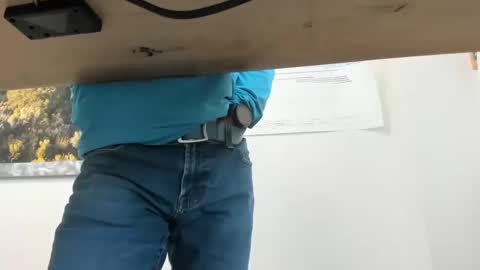 idfunguy2023 online show from October 2025 05:00:01 PM