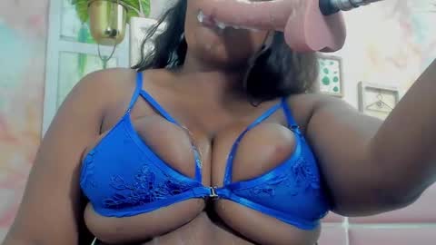 Idiris online show from February 2025 08:49:02 PM