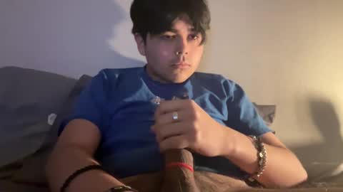 idk12327 online show from March 2025 11:32:02 PM