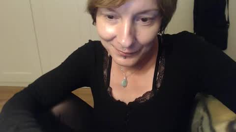 Snapshot of ifk_donkeysfr chatting on September 2025 05:58:01 PM Ifk Donkeys online show from September 2025 05:58:01 PM