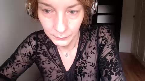 Snapshot of ifk_donkeysfr chatting on October 2025 06:17:01 AM Ifk Donkeys online show from October 2025 06:17:01 AM