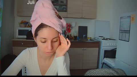 Julia and Mira online show from February 2025 08:22:02 AM