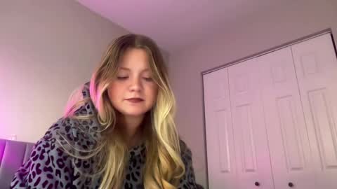 cassie online show from October 2025 11:13:02 PM