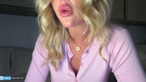 Ivy online show from September 2025 12:10:02 AM