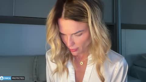 Ivy online show from February 2026 10:15:01 PM