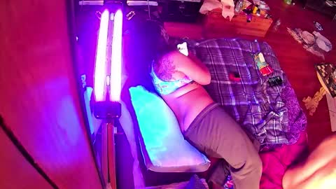 Snapshot of ike6oodnigh chatting on December 2025 03:16:02 PM ike6oodnigh online show from December 2025 03:16:02 PM