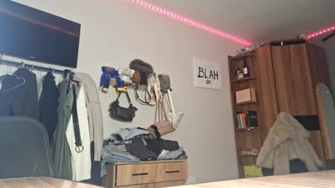 Snapshot of ilianamessersmith chatting on February 2026 06:13:01 AM ShyLuna online show from February 2026 06:13:01 AM