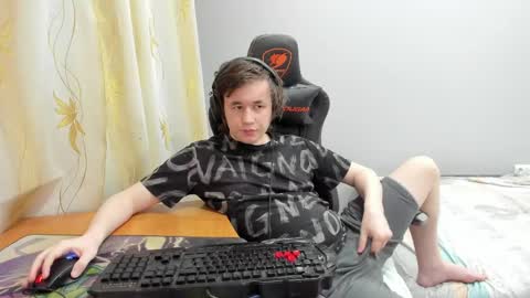 Snapshot of iliaskrislove chatting on April 2026 10:10:02 PM iliaskris online show from April 2026 10:10:02 PM