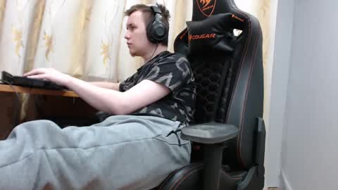 lord online show from November 2025 02:06:01 PM