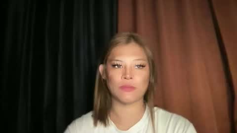 QUEEN KATH online show from March 2026 02:04:02 AM