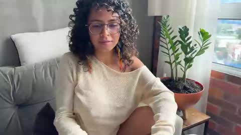 Kloe online show from February 2025 10:03:02 PM