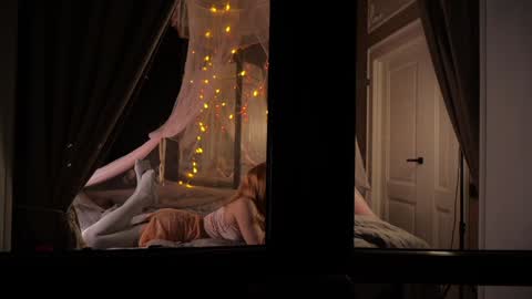 Snapshot of illegaldream chatting on February 2026 09:13:02 PM Lindsey and Candice online show from February 2026 09:13:02 PM