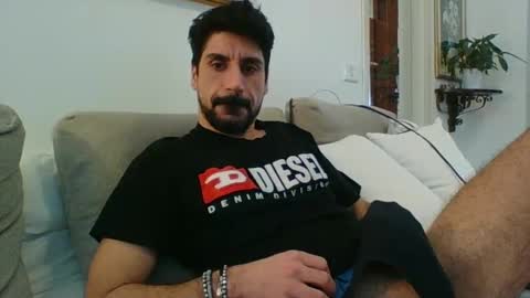 ilmangj90 online show from February 2025 10:17:02 AM