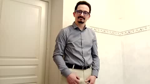 ilovecuteguy79 online show from March 2026 05:13:01 AM