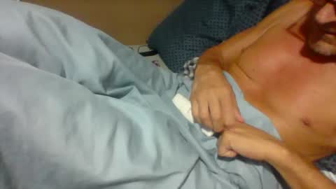 iloveitall86 online show from July 2026 10:32:02 AM
