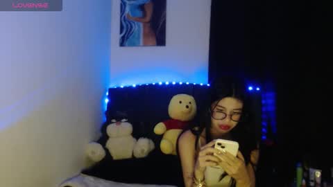 Snapshot of ily_bea chatting on January 2026 12:59:01 AM Ily Bea online show from January 2026 12:59:01 AM