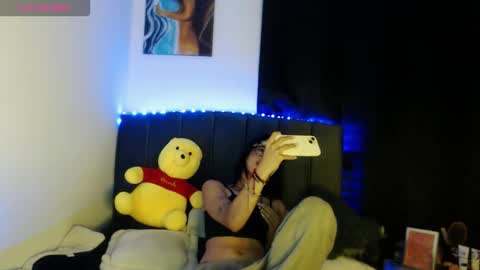 Snapshot of ily_bea chatting on March 2026 12:39:01 AM Ily Bea online show from March 2026 12:39:01 AM