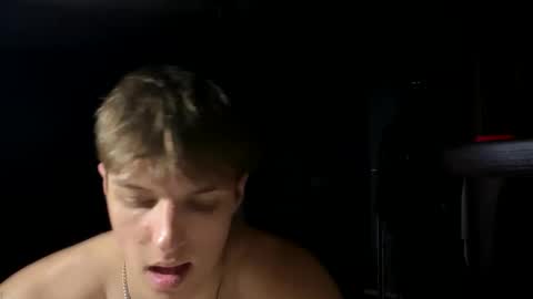 ilyahrr online show from April 2026 09:29:02 PM