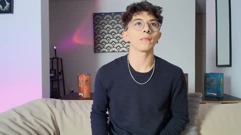 IM  THOMAS online show from September 2025 03:28:02 AM