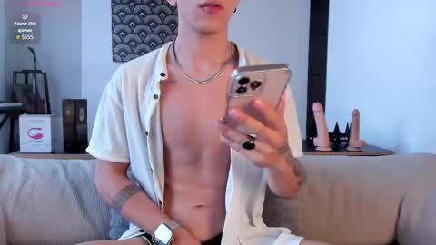 IM  THOMAS online show from November 2025 10:08:02 PM