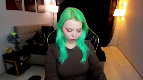 Roxy online show from January 2026 07:39:01 PM