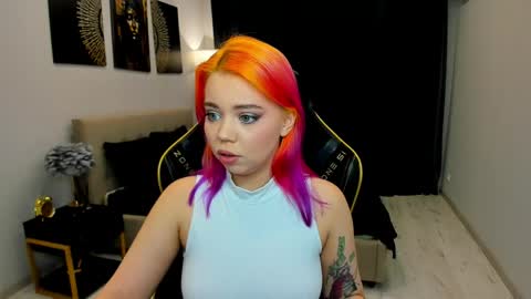 Roxy online show from May 2026 07:31:01 PM