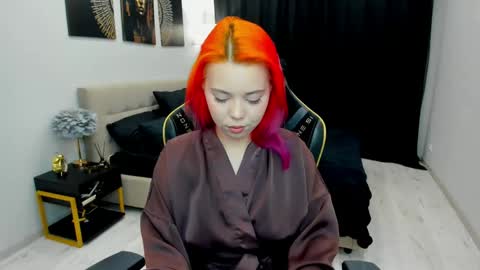 Roxy online show from May 2026 07:40:02 PM