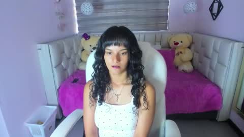 Snapshot of im_akira chatting on February 2026 12:54:01 PM Akira online show from February 2026 12:54:01 PM